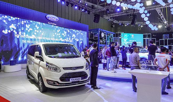 Ford Việt Nam mang dòng SUV Escape mới giới thiệu tại VMS 2019